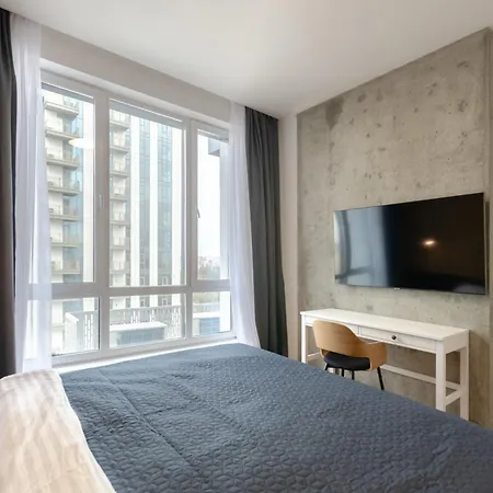 Petrovdom 9-223 In Rc Yaroslaviv Grad, Bulvarno-kudriavska 17 كييف