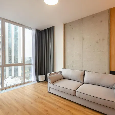 Petrovdom 9-223 In Rc Yaroslaviv Grad, Bulvarno-kudriavska 17 * كييف